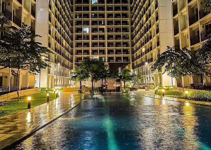 Shore 2br 5f Walking Distance Moa Near Airport Apartment Manila