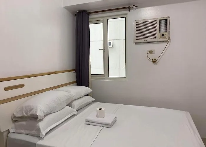 Apartment Shore 2br 5f Walking Distance Moa Near Airport Manila